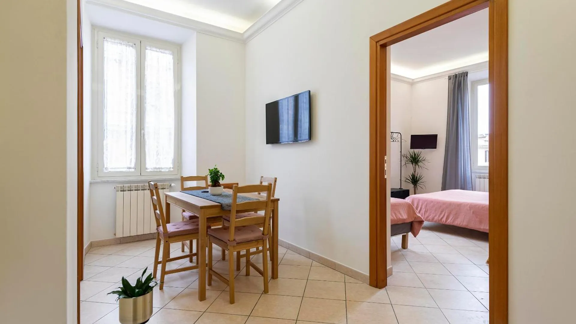Redseven Rome Apartments