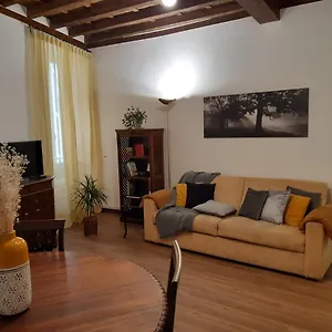 Apartamento Vicolo Antico, Roma