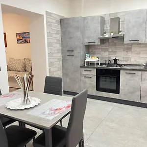 La Piazzetta Apartamento Nápoles