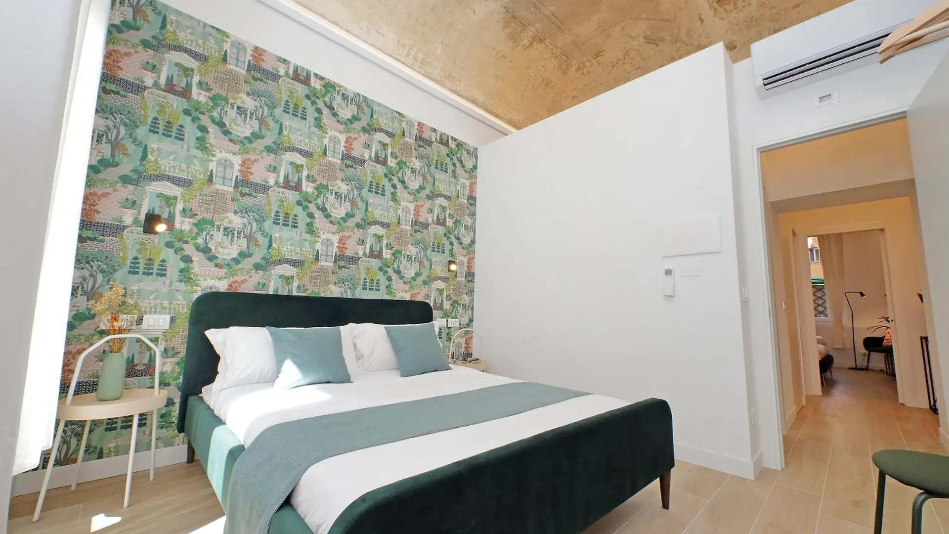 Redseven Rome Apartments